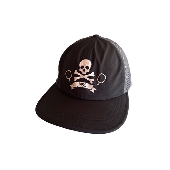Vintage 1965 Richardson Outdoor Trucker Hat With Skull & Crossbones Design Adjus - Picture 1 of 5